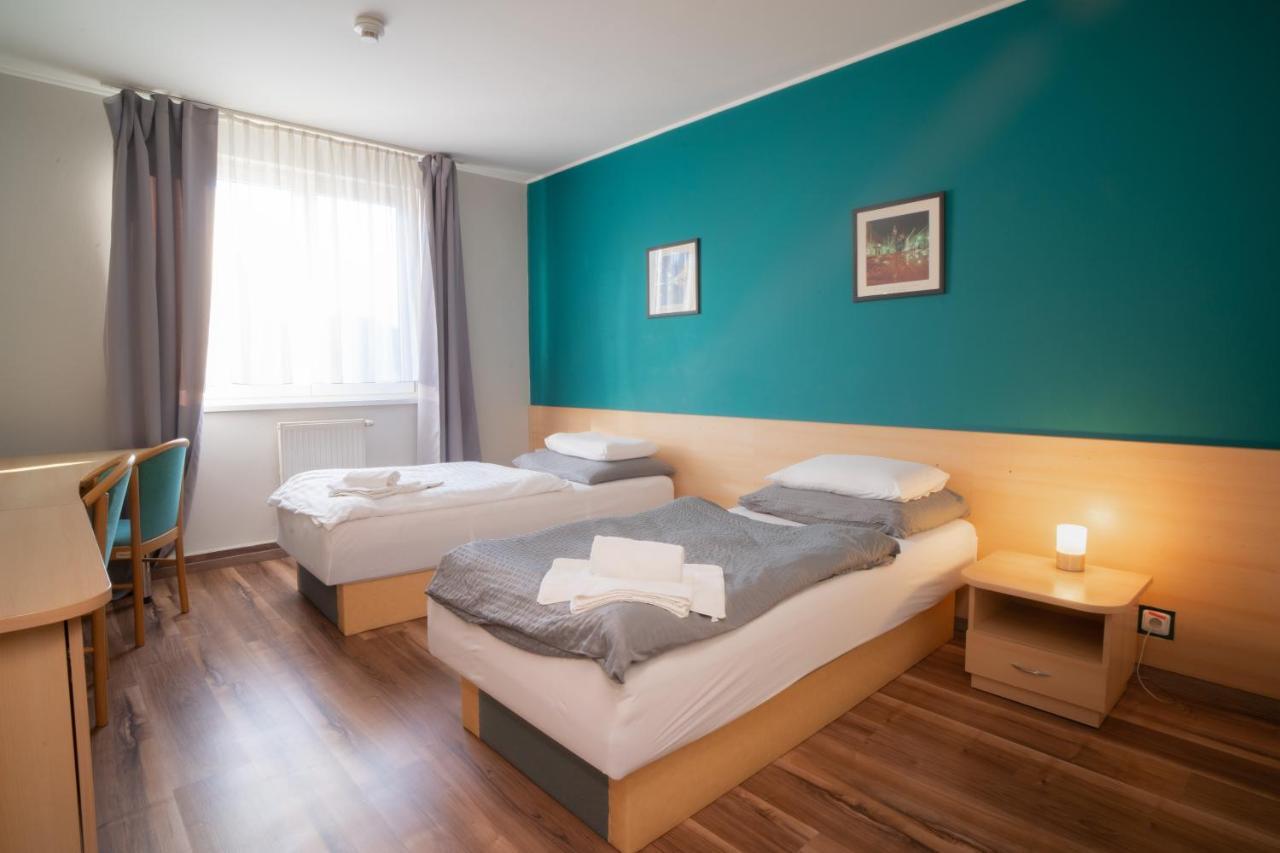 Teledom Hotel Kosice Exterior photo